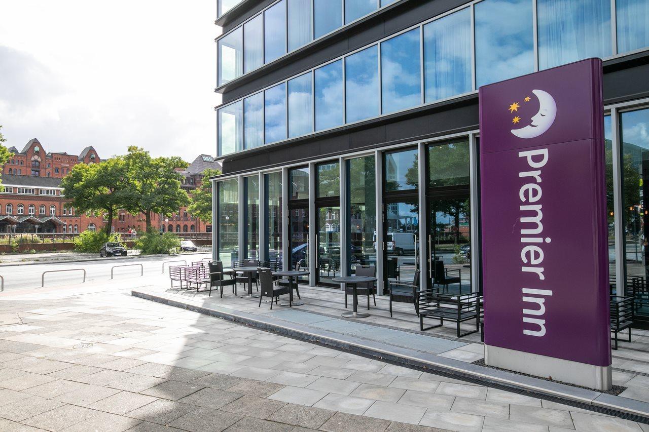 Premier Inn Hamburg City Exterior photo