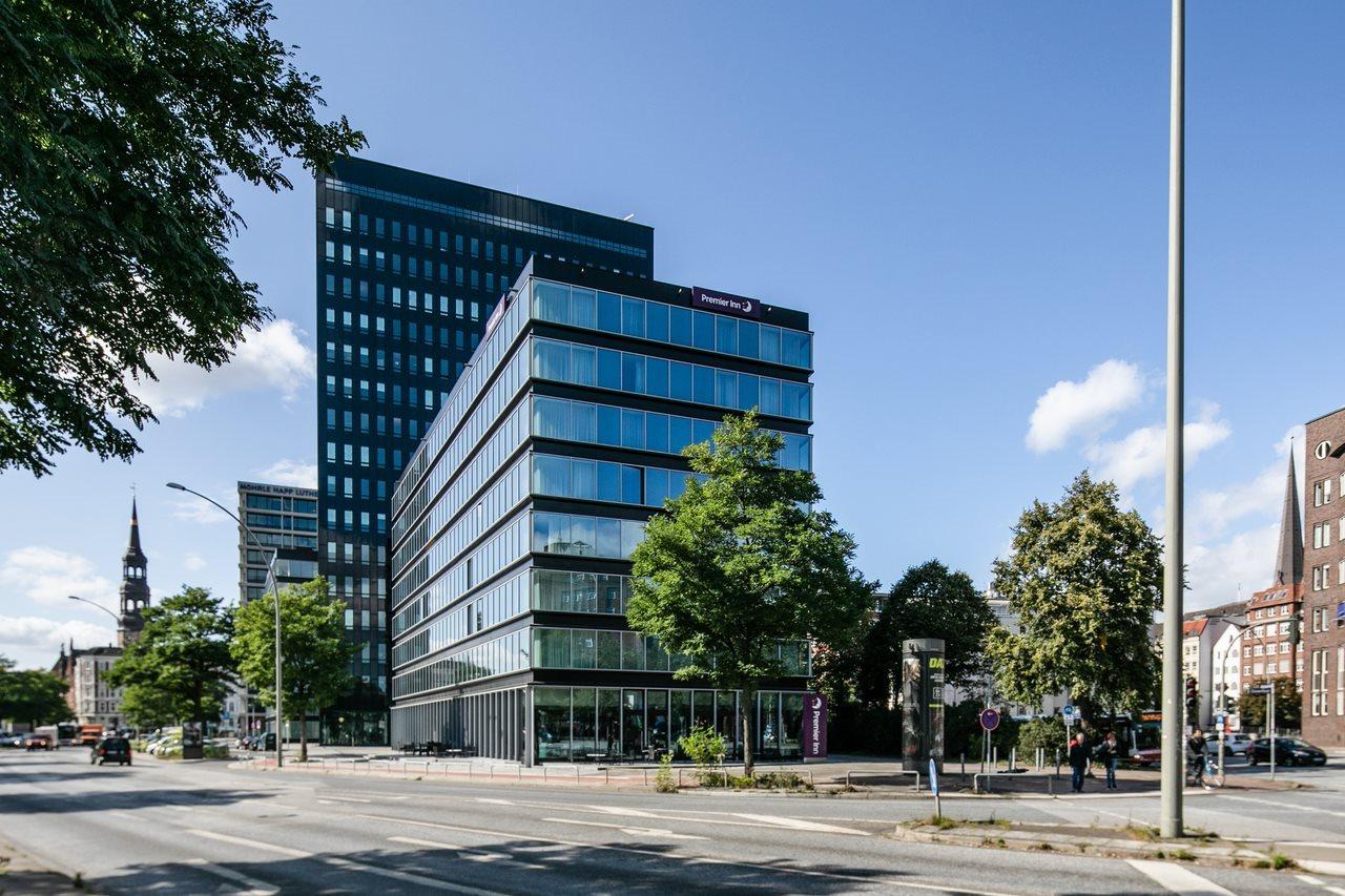 Premier Inn Hamburg City Exterior photo